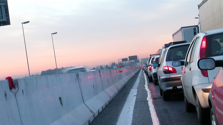 Transportsektorns omställning hindras av otydliga mål och gamla beslut