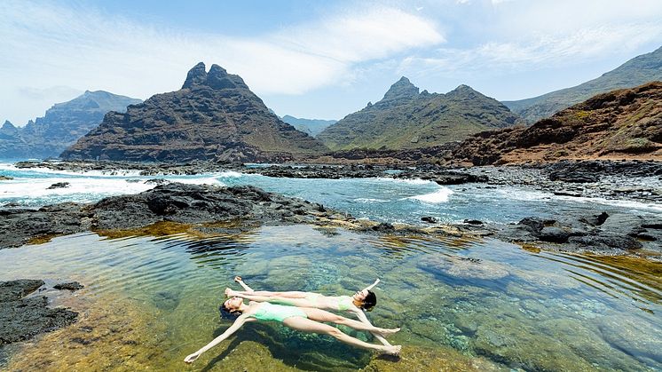 DE_DOS_HERMANOS_CHICAS_CHARCO_HORIZONTAL_2 (1)