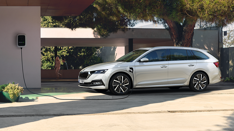 ŠKODAs nye plug-in-hybridbil koster fra 299.995 kr.
