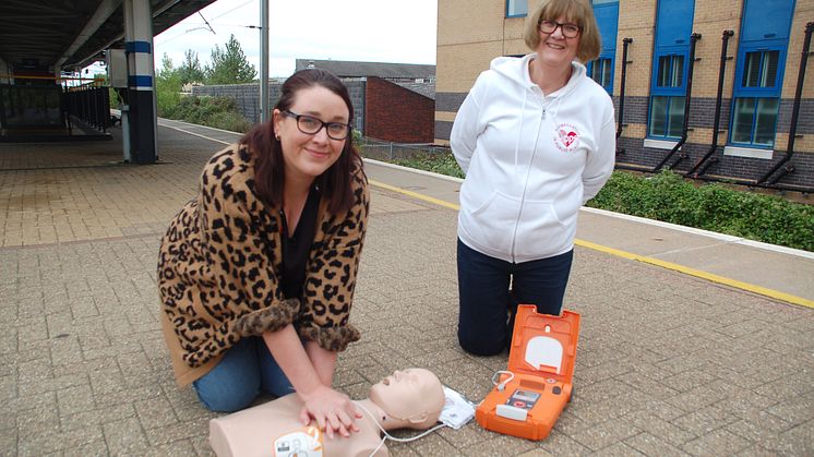 Defibrillators fitted at all Great Northern, Southern and Thameslink stations