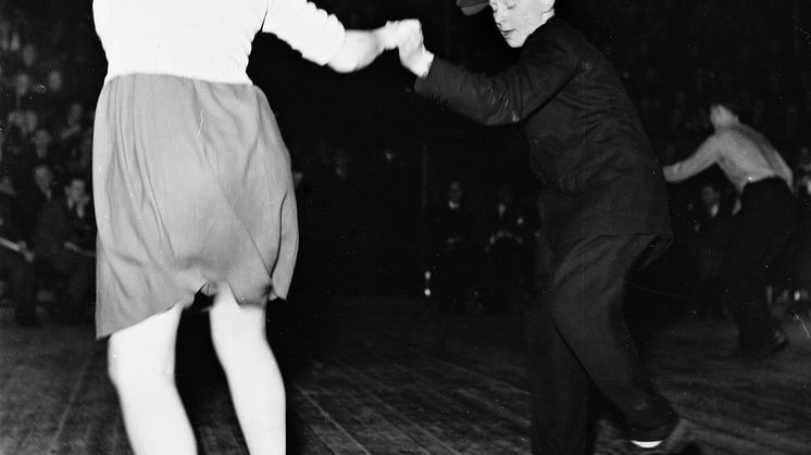 Dansa till en annan epok på Nordiska museet