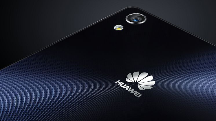 Ascend P7 Black Detail