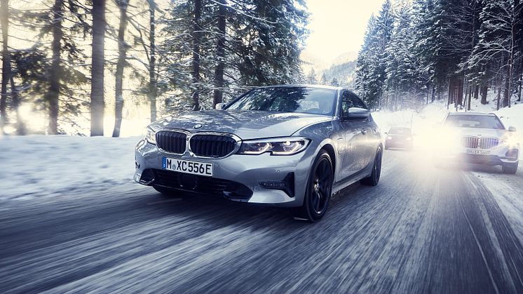BMW 330e