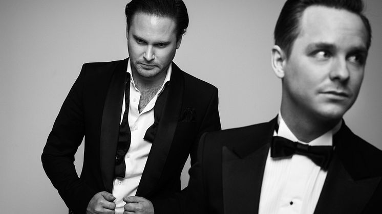 Violinisten Christian Svarfvar och pianisten Henrik Måwe framför musik av Alice Tegnér, Elfrida Andrée, Valborg Aulin och Amanda Maier-Röntgen. Foto: Knut Koivisto