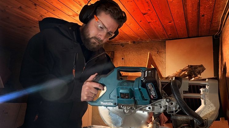 VIKTIG Å BESKYTTE SYNET: I dag er SnekkerNiklas svært nøye med bruk av øyevern.