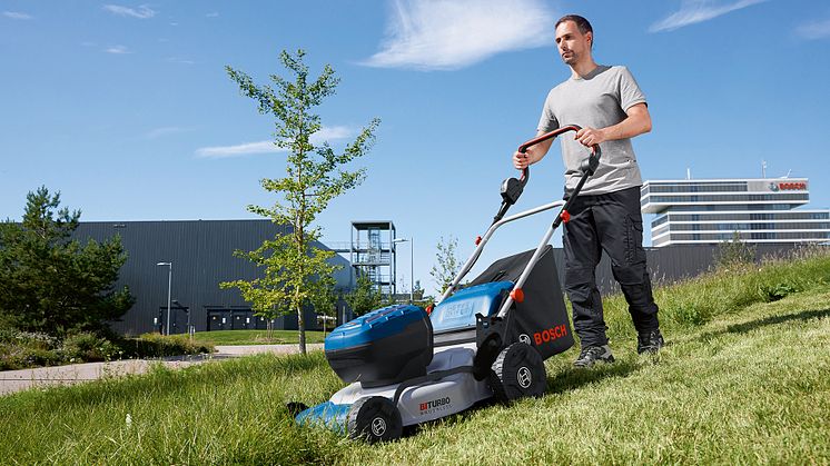 Lawnmower GRA 18v2-46_professional_aplication