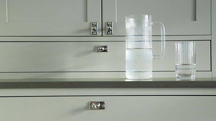 Vackra nyheter i glasserien Saga - tidlösa original för stunder att dela