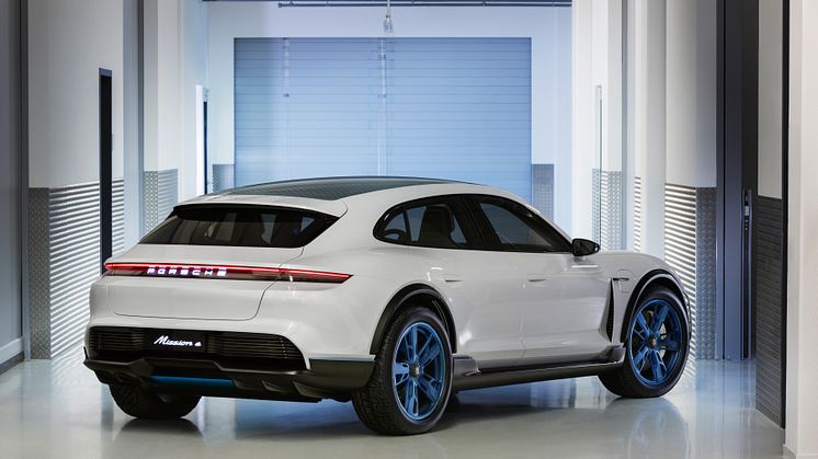 Concept Study Mission E Cross Turismo