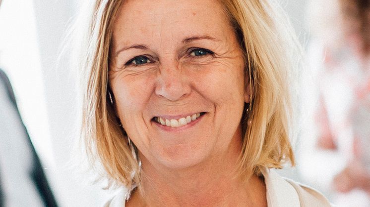 Maria Arnholm (L) i Lund för att diskutera nyanlända akademikers utbildning