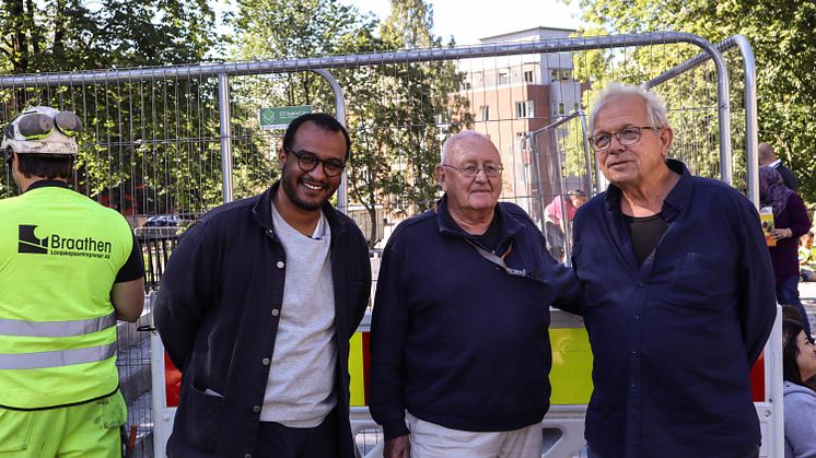 Omar Samy Gamal, Jørn Skaare og Kristian Blystad fra markering av øvre plass på Klosterenga. Foto: André Gali / Oslo kommune