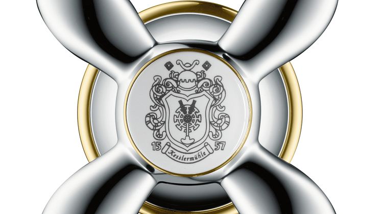Axor_Carlton_Cross-Handles_Engraving