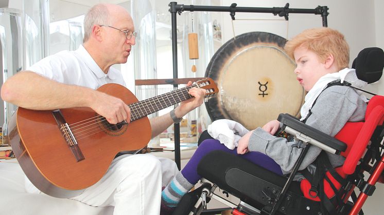 Klangtherapie im Kinderhospiz Bärenherz