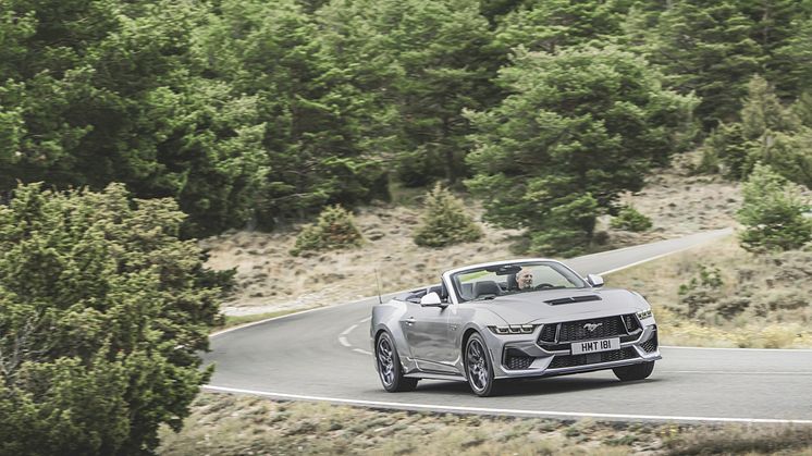 2024_FORD_MUSTANG_CONVERTIBLE_ 45
