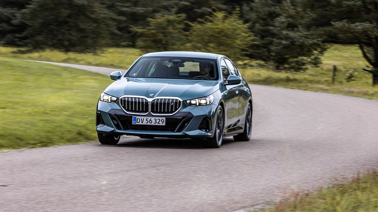 BMW i5