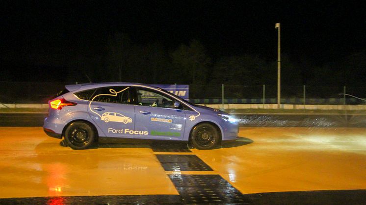Focus Electric téligumi teszt