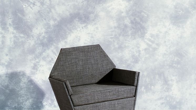 Rebecca Ral - Mind Your Seat
