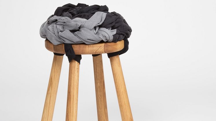 Is There a Heaven for Jeans  – design Anna Hermann och Frida Pettersson