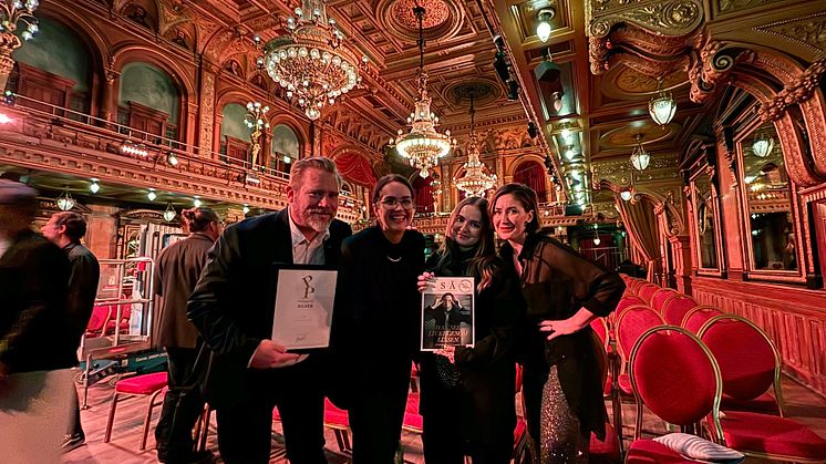 Prisutdelning på Berns i Stockholm. Fr v: David Ekström, Skellefteå kommun, Emma Zimdahl och Emma Waleij, Henson, Cecilia Söderström, Skellefteå kommun