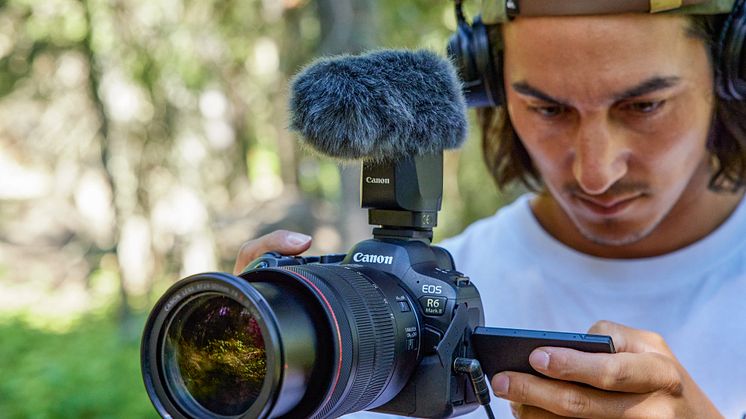 Canon EOS R6 Mark II-Lifestyle-18