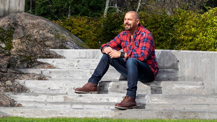 Bjørn bygger bo – Støpe trapp