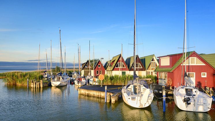 Ahrenshoop: Gamle fiskerhuse i Nationalpark Vorpommersche Boddenlandschaft 