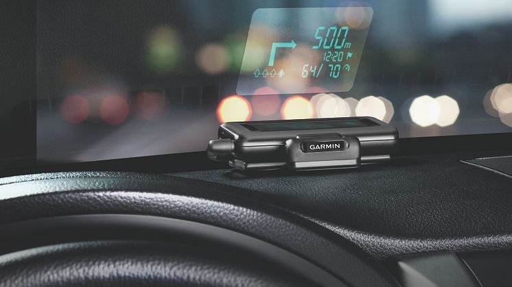 Garmin® lanserar HUD: en portabel Head-up Display som ger dig väganvisningar på nytt sätt