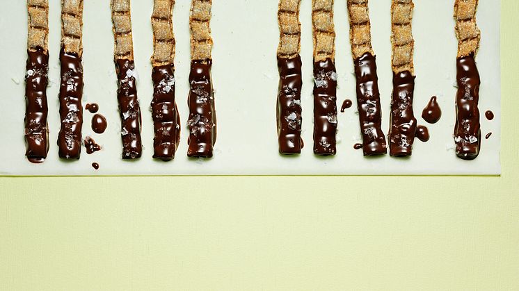 Sticky fingers