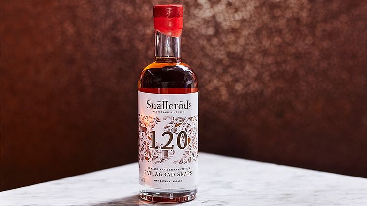 Snälleröds destilleri firar 120 år med exklusiv snaps i numrerad upplaga
