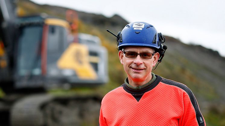 Peter når bättre resultat med sin Volvo med långgrävningsaggregat från BECO