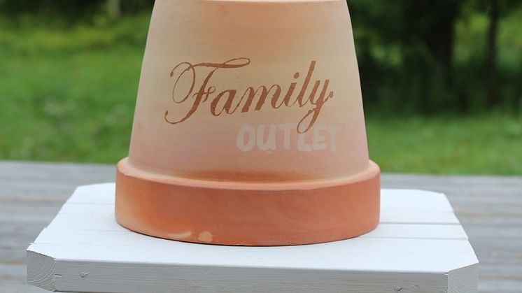 Pressvisning 10.6, kl 10. Zandra Ahl med Family Outlet.