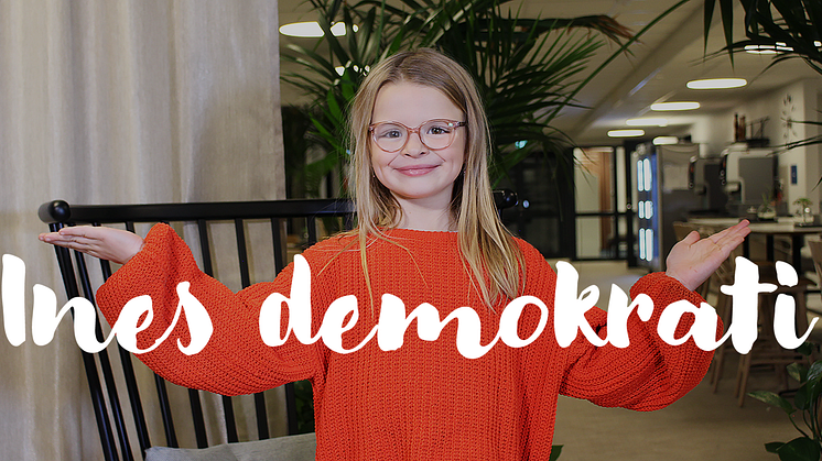 Ines, 8 år, från Åsa programmleder intervjuserien Ines Demokrati som har premiär den 1 februari