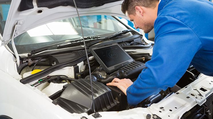 Das Getac Notebook A140 ist ein starker Partner für die Automobilindustrie    Bild: Getac