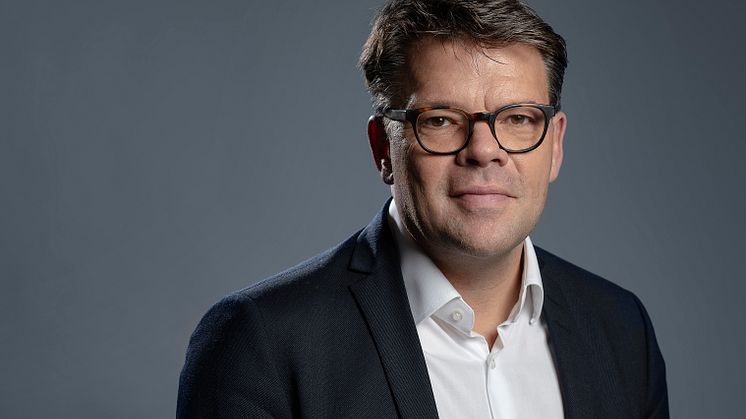 Den 51-årige esbjergenser, Allan Nielsen, bliver direktør for forstærket serviceben i landets næststørste servicekoncern, Forenede.