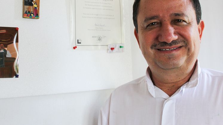 Bildtext: José Pilar Álvarez Cabrera lever under dödshot på grund av sin kamp för urfolkens rätt i Guatemala.  Foto: Maria Lundberg/Ikon