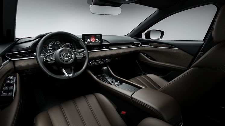 2018_Mazda6_Sedan_Interiör