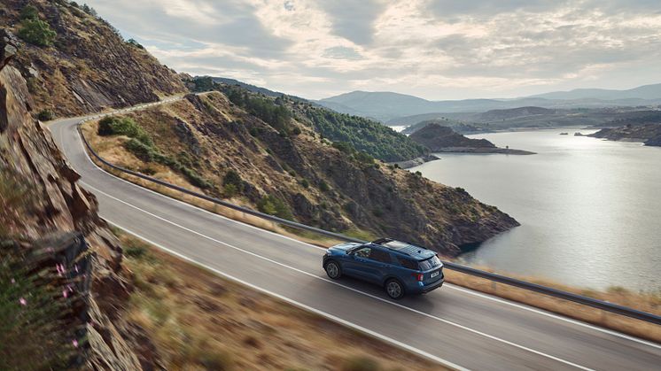 Ford Explorer ladbar hybrid 2019