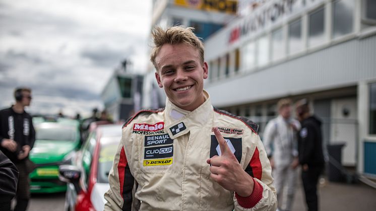 Nicklas Oscarsson sopade rent på Mantorp