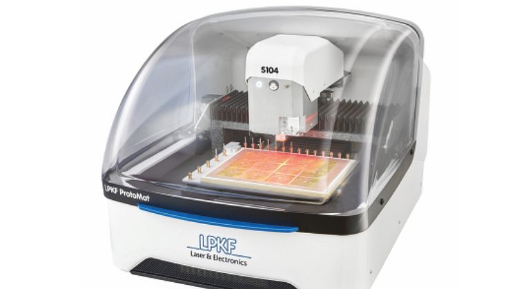 LPKF ProtoMat S104 a fully automatically operated circuit board plotter
