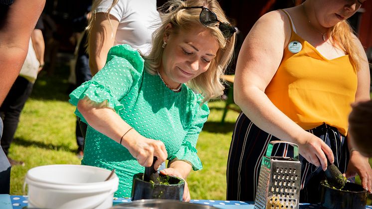 Embla-nominerte og Sandra Borch på lunsj på Geitmyra