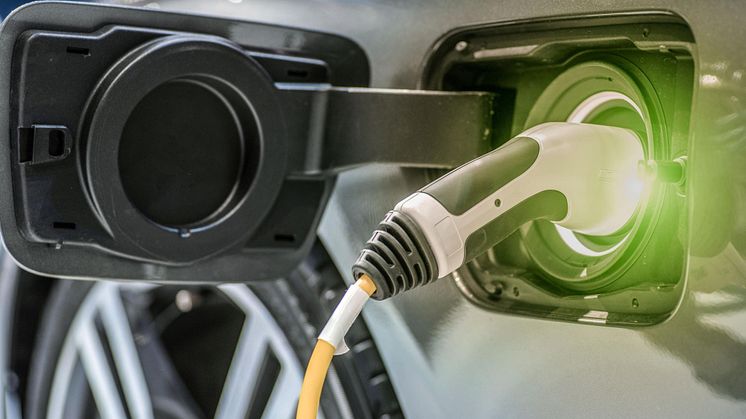 Technical innovations by Schaeffler can increase the range of electric vehicles or enable the use of comfort features without sacrificing range. 