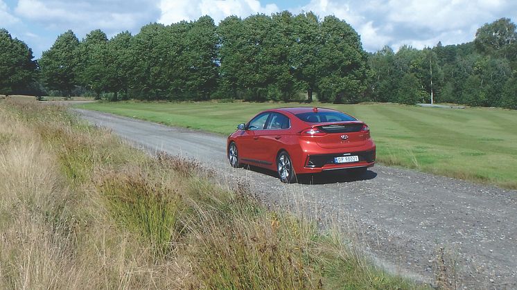 Hyundai IONIQ hybrid