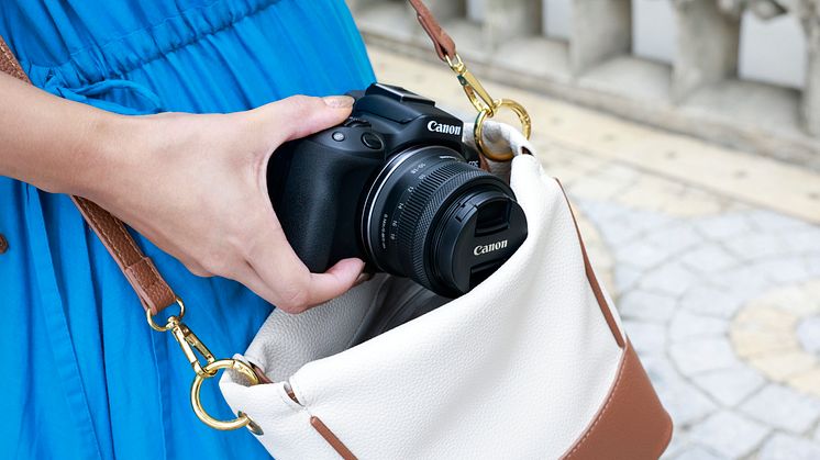 with bag-Lifestyle_01[1]