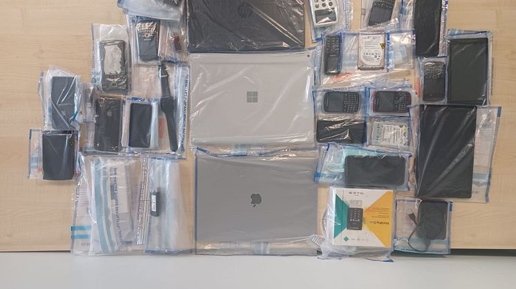 Bromley Seizure items.jpg