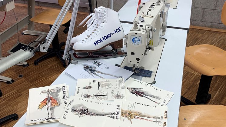 Münsteraner Nachwuchsdesigner kreieren Kostüm für HOLIDAY ON ICE ACADEMY