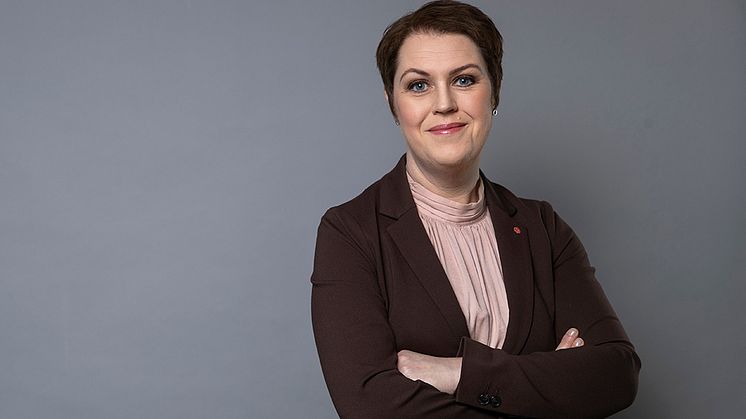 Socialminister Lena Hallengren kommer att berätta mer om den nationella anhörigstrategin vid en livesändning den 25 april. Foto: Kristian Pohl/Regeringskansliet