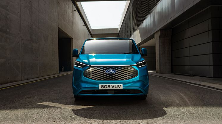 Ford E-Transit Custom 2022 (16)