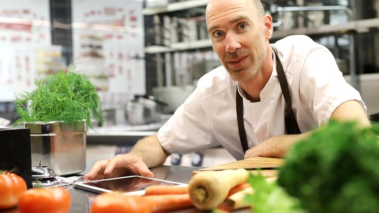 Johan Lilja är kökschef för West Coast, restaurangen som är först ut att testa CarbonAte på Svenska Mässan och Gothia Towers.