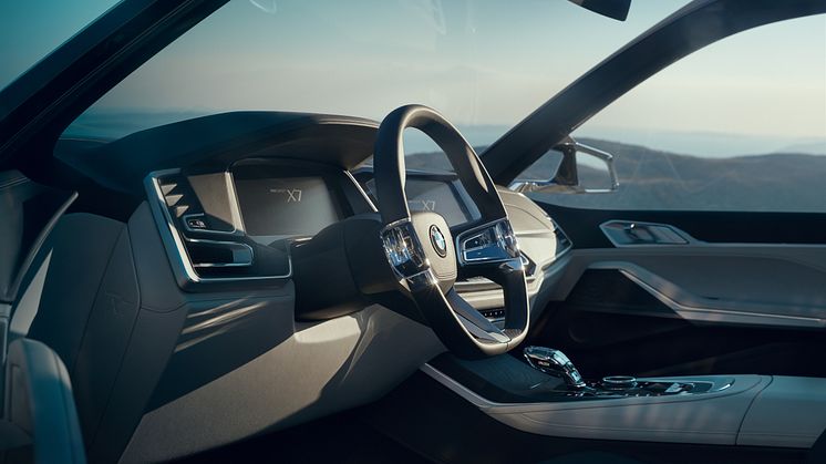 BMW Concept X7 iPerformance