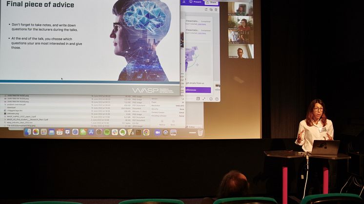 Johanna Björklund, Umeå universitet, föreläser under sommarskolan i Norrköping.