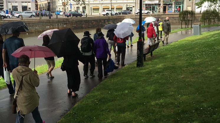 Lär känna 1600-talets Göteborg på en stadssittning, promenad eller vandring i sommar.
